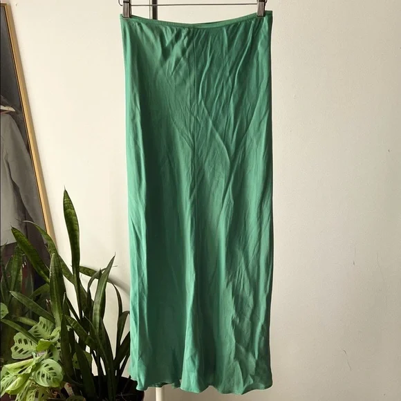 Zara green leg slit Midi Skirt M - Picture 3 of 7